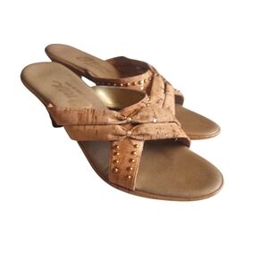 Onex Slip-On Sandal